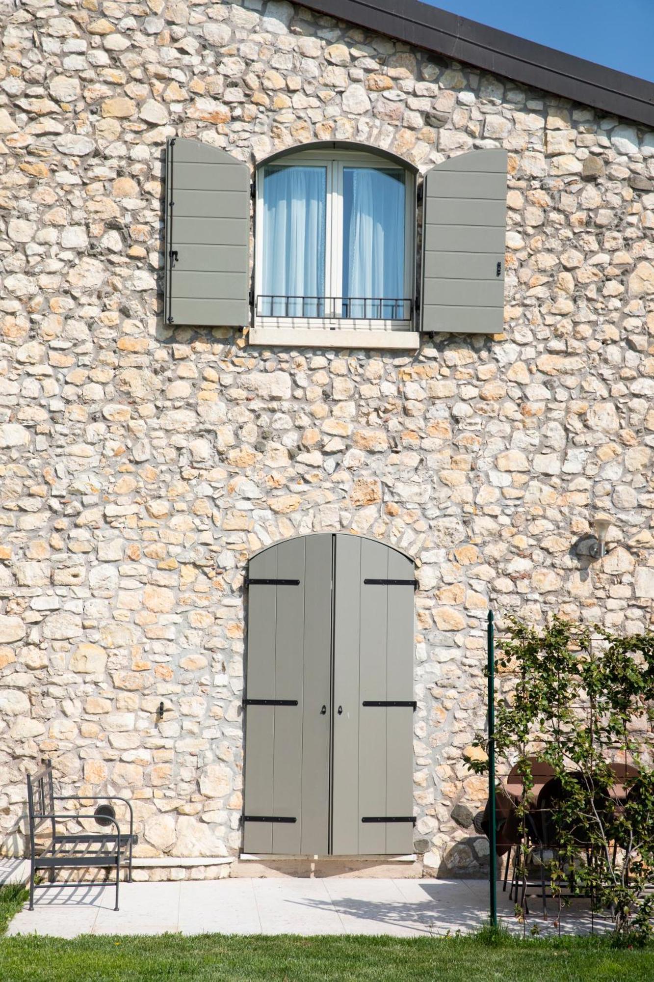 Corte Dei Soavi Suites - Apartments Soave  Exterior foto